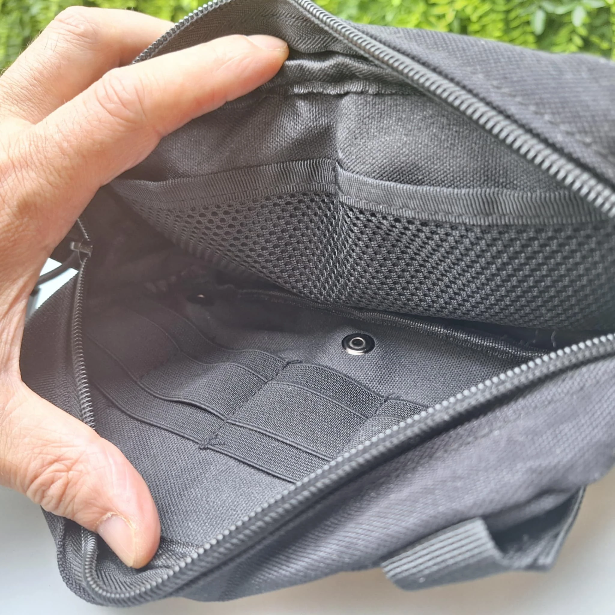Bolsa negra M.O.L.L.E táctica – Compacta, resistente, funcional – photo 19